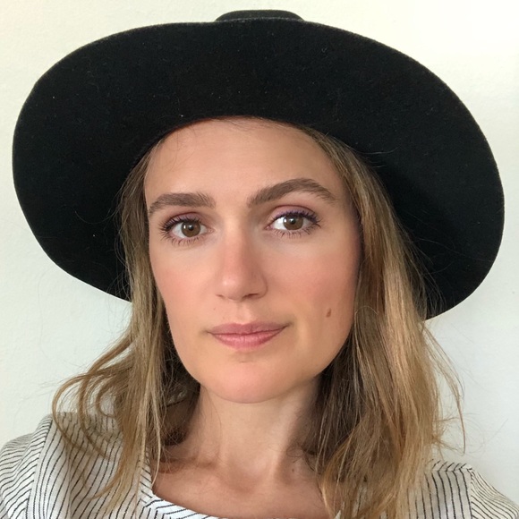 Black Felt Hat - Picture 5 of 7